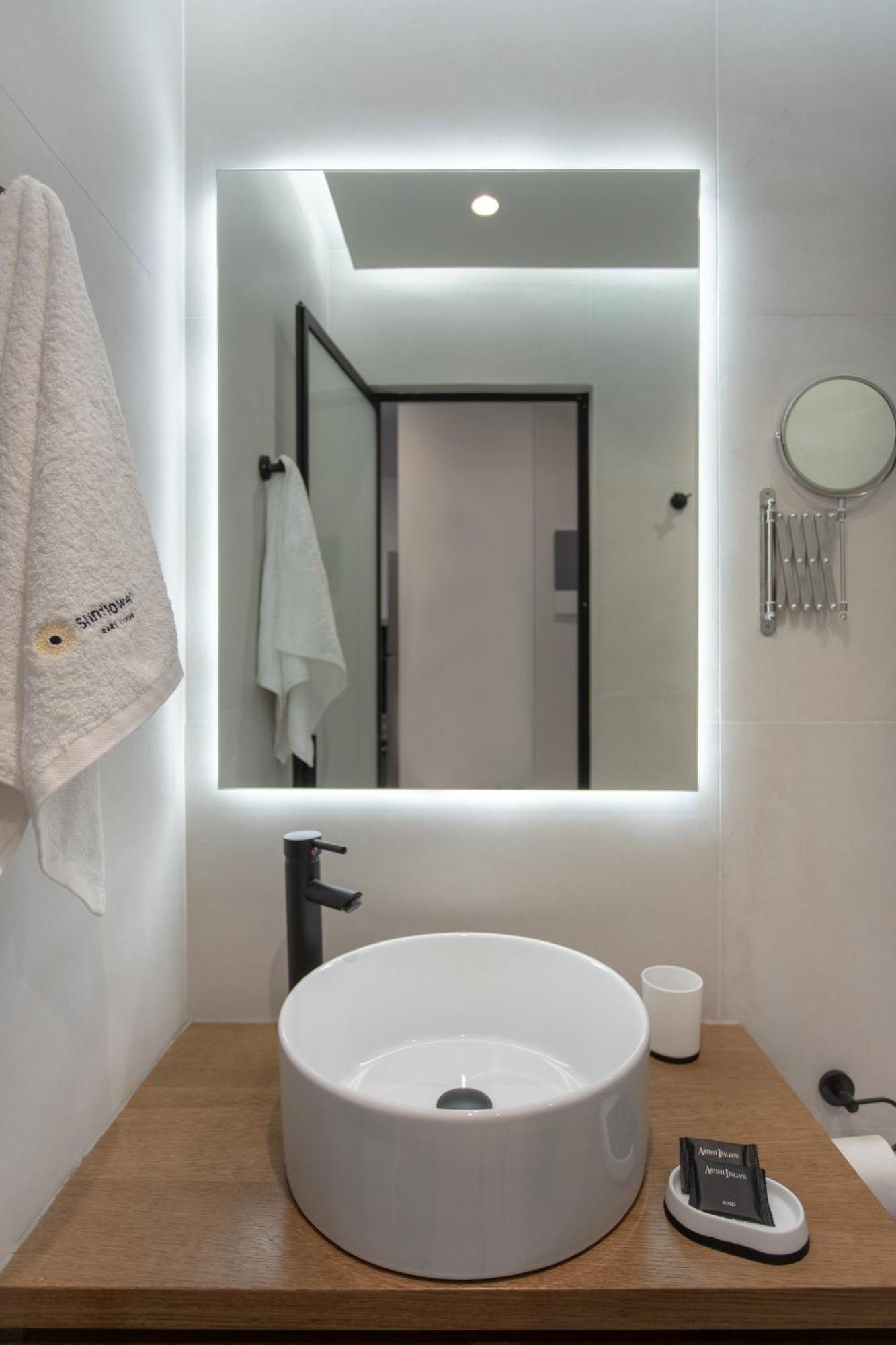 Sunflower Smartliving Suites كاندية المظهر الخارجي الصورة